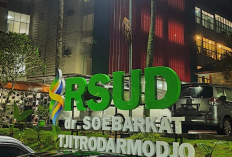 RSUD Kota Salatiga Resmi Sandang Nama dr. Soebarkat Tjitrodarmodjo