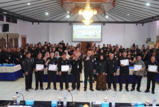 Strategi Pengelolaan Sampah: Pemkot Tegal Beri Penghargaan Gerakan Gropyokan