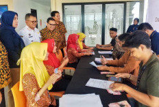 Info Lengkap Pencairan BLT DBHCHT Buruh Pabrik Rokok Tegal untuk 678 Penerima 
