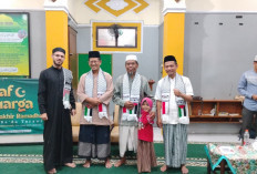 Semarak I'tikaf, Ratusan Jemaah Ikut Kajian Ramadan bersama Syaikh Palestina 