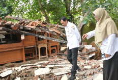 Atap SLB Batang Ambruk di Tengah Jam Belajar, Tidak Ada Korban