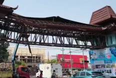 Trailer Tabrak Gapura PRPP Semarang, Dishub Soroti Batas Muatan 8 Ton