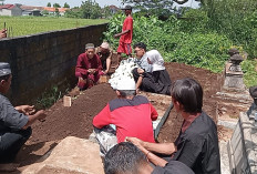 Korban Kecelakaan Kereta Api di Stasiun Bekasi Timur di Makamkan di Boyolali