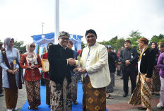Bupati Faiz Ubah Data jadi Program, Batang Top 10 IDSD Jateng