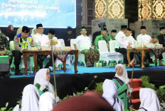 Ribuan Obor dan Semangat Hijrah Warnai Pawai Akbar Tahun Baru Islam di Brebes