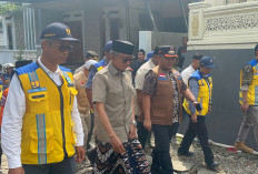 Menteri PU Tinjau Lokasi Tanah Bergerak di Desa Padasari Tegal, Cek Kesiapan Huntara 