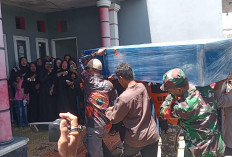 Peti Jenazah Bagus Korban KM Virgo Transport 8 yang Tenggelam Tiba di Rumah Duka di Klaten