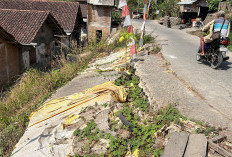 Jalan Pagebangan-Somagede Longsor Sejak November 2025, Warga Gunungsari Khawatir Longsor Susulan