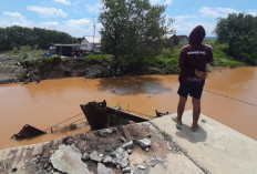 Ratusan Warga Mangkang Wetan Terisolasi, DPRD Semarang Minta Jembatan Darurat Segera Dibangun