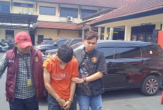 Detik-Detik Suporter Persija Dibekuk Usai Lempar Batu ke Bus Persib Bandung U-18 di Tol Batang