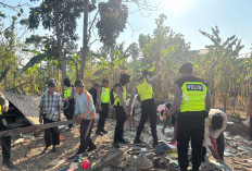 Angin Puting Beliung Terjang Pucakwangi Pati, Satu Rumah Roboh