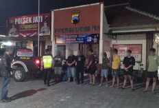 Aplikasi Ponsel Ubah Pos Kamling Jadi Lapak Judi, Enam Orang di Kudus Ditetapkan Tersangka 