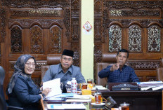 Reses Anggota DPRD Tegal Abu Suud Dibanjiri Aspirasi Warga, Jalan Rusak hingga Musala Minta Diperhatikan