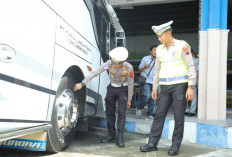 Ramp Check Angkutan Lebaran, Satlantas Polres Klaten Temukan Satu Bus Gunakan Lampu Strobo