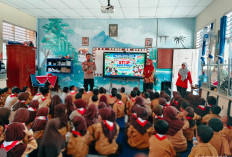Cegah Bullying Sejak Dini, SDN Mintaragen 1 Tegal Gandeng Polsek Tegal Timur Beri Edukasi ke Siswa