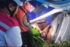 Pengakuan Kenek Truk Muatan 8 Ton Susu Kaleng Terjungkal di JLS Salatiga : Jadi Korban Google Maps 