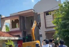 Rumah Mewah Dua Lantai Dirobohkan Pengadilan Negeri Pati, Ternyata Ini Pemicunya