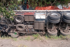 Truk Muatan 20 Ton Kapas Masuk Jurang di Boyolali, Sopir Tewas Terjepit Antara Kabin 