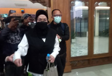 Diduga Terjaring OTT KPK, Bupati Sukoharjo dan Tiga Orang Dibawa ke Jakarta