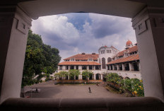 Lonjakan Wisata Kereta Api di Libur Nataru, Kinerja KAI Wisata Lampaui Target Hingga 169 Persen