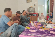 Komisi IV DPRD Batang Sambangi Bocah Luka Bakar, Minta Pemda Turun