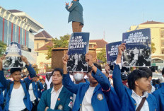 BEM Undip Gelar Aksi di Kantor Gubernur Jateng, Soroti MBG dan Ruang Sipil