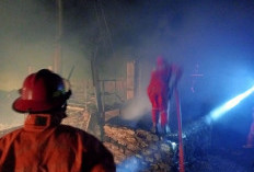 Warung Depan OW Pemandian Air Panas Tirta Husada Ludes Terbakar  