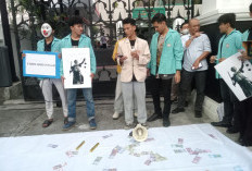 BEM SI Jateng Geruduk Kejati Jateng, Desak Pengusutan Dugaan Korupsi Oknum Jampidsus Transparan