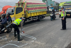 Hati-Hati, Hujan Terus-Menerus, Jalan Pantura Demak Banyak Berlubang