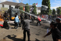 518 Personel Amankan Unjuk Rasa di Depan Kantor Bupati, Polres Semarang Simulasi Sispamkota 