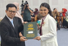 Datang dari Timor Leste untuk Jadi Apoteker, Laura Malah Suka Nasi Megono Pekalongan