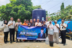 Mengalirkan Asa di Tengah Kekeringan, Lapas Tegal Guyur Air Bersih untuk Warga Tunon dan Cabawan