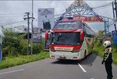 Polres Tegal Alihkan Bus Besar Jalur Guci, Antisipasi Risiko  Jalur Clirit 