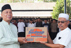  SMK Nuris Bagikan 138 Dus Mie Instan ke Panti Asuhan