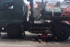 Motor Honda Beat Tabrak Truk di Jalan Urip Sumoharjo Semarang, Satu Pengendara Tewas