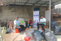 Bank Sampah Melingkar Tegal Rutin Pickup dan Pilah Sampah Plastik Warga