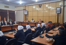 Eduday DPRD Batang, Siswa MA Muhammadiyah Limpung Belajar jadi Wakil Rakyat 