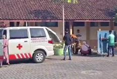 Perempuan Ditusuk Saat Ambil Rapor Anak di SDN 2 Kalipancur Semarang, Pelaku Diduga Suami Sendiri