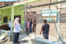 Kualitas Bangunan SDN 1 Sumberjo Disorot DPRD Rembang, Semen Rapuh hingga Kayu Keropos Dipasang