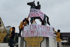 Rektor Unsoed Terjaring OTT KPK, Mahasiswa Gelar Aksi Duka