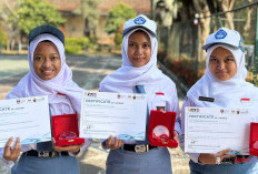 Berawal dari Daun di Kebun dan Semak, 3 Siswa SMAN 7 Purworejo Raih Emas di Malaysia