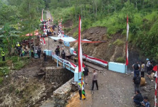 Jembatan Presisi Baru Berhasil Hubungkan 2 Desa di Pekalongan