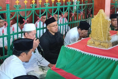 Awali HUT ke-60, Bupati Batang Ziarah ke Makam Bupati Pertama di Kendal