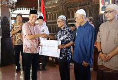 Rp5,38 Miliar Digelontorkan! Pemkab Kudus Beri Tunjangan Tokoh Agama dan Bantuan Listrik Ribuan Rumah Ibadah