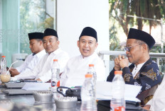 Usung Tiga Agenda Besar, Gus Rozin Tawarkan Visi Poros Tengah di Muktamar ke-35 NU 