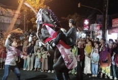18 Santri Naik Kuda Jingkrak, Kirab Khotmil Quran di Purworejo Meriah
