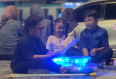 Siswa SD di Kutoarjo Jual Kitiran LED Buatan Sendiri, Belajar Mandiri Sejak Dini