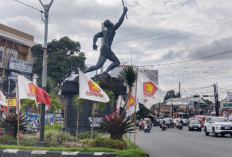 Tegak Lurus Instruksi Pusat, Ketua DPC Partai Gerindra Salatiga Yuliyanto Perintahkan Bersihkan Atribut Partai