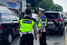 Kecelakaan Beruntun, Truk Hantam Dua Mobil Pribadi di Ungaran