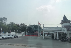 Pemeriksaan KPK Berlanjut, Sejumlah Kendaraan Dinas Pemkab Sukoharjo Terlihat di Lokasi